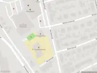 Ambulance met grote spoed naar de Marijkesingel in Barendrecht