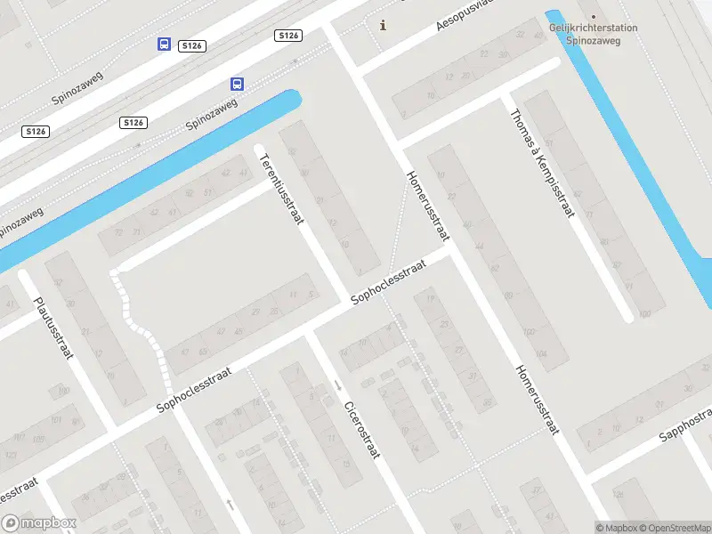 Ambulance met gepaste spoed naar de Terentiusstraat in Rotterdam