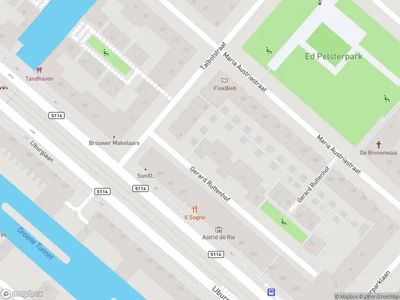 Ambulance met gepaste spoed naar de Gerard Ruttenhof in Amsterdam