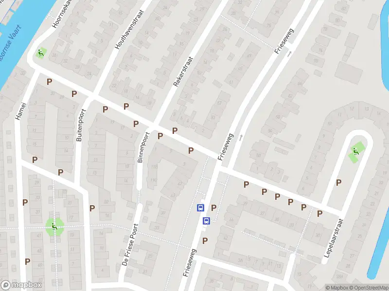 Ambulance met gepaste spoed naar de Zaagmolenstraat in Alkmaar