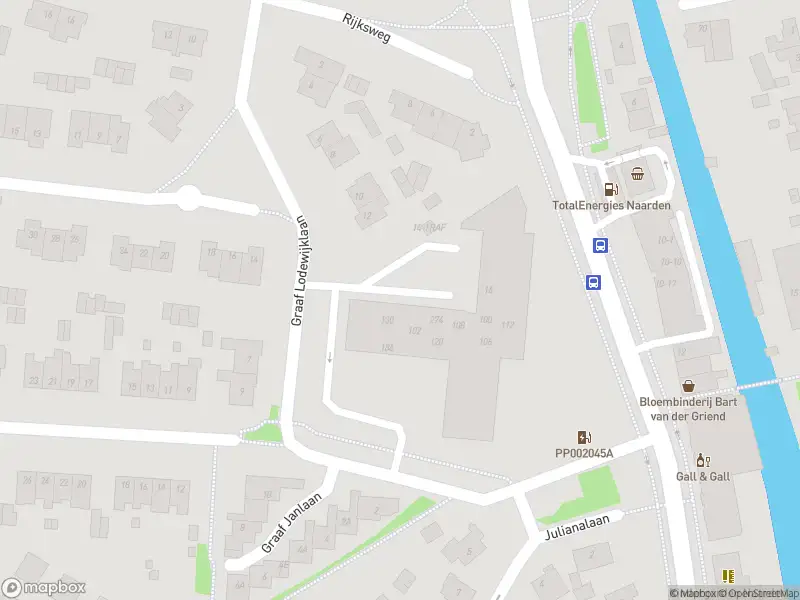 Brandweer met grote spoed naar de Graaf Lodewijklaan in Naarden vanwege reanimatie