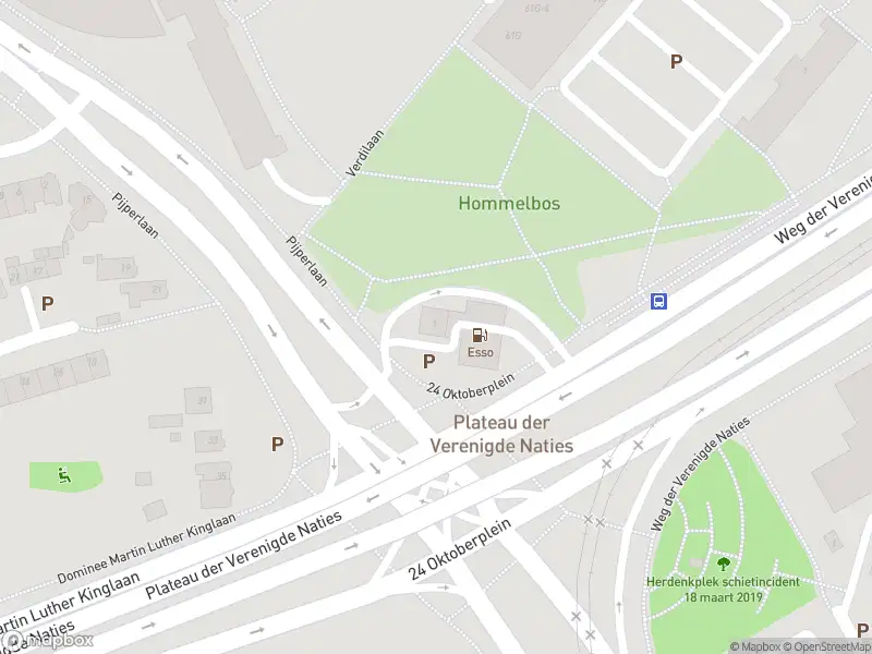 Politie naar de 24 Oktoberplein in Utrecht