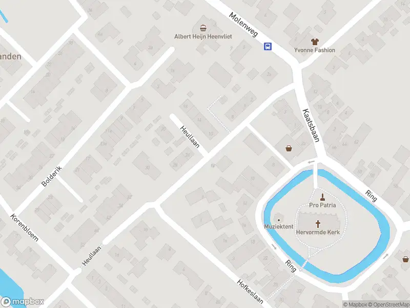 Ambulance met grote spoed naar de Heullaan in Oudenhoorn