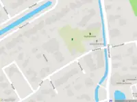 Ambulance met grote spoed naar de Kerkweg in Abbekerk