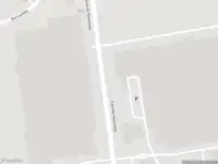 Ambulance en brandweer met grote spoed naar de G van der Muelenweg in Nijverdal