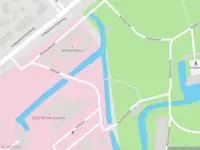 Ambulance met grote spoed naar de Valklaan in Oegstgeest