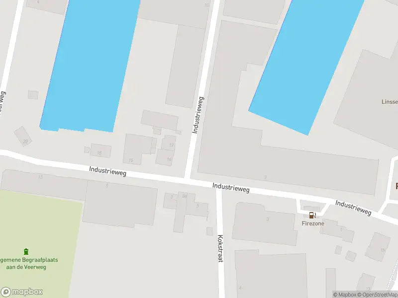 Ambulance met grote spoed naar de Industrieweg in Maasbracht