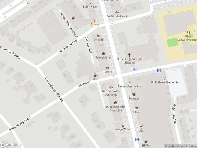 Ambulance met grote spoed naar de Baanweg in Rotterdam