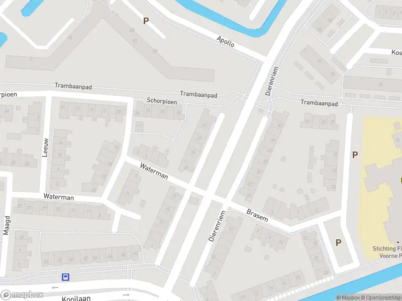 Brandweer met grote spoed naar de Melkweg in Hellevoetsluis vanwege reanimatie