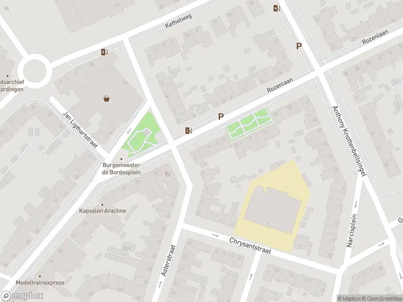 Ambulance met gepaste spoed naar de Rozenlaan in Vlaardingen