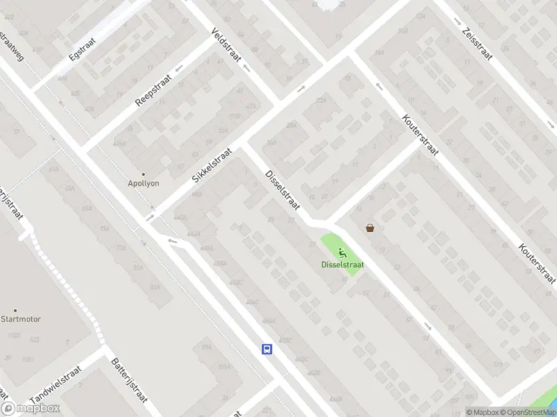 Ambulance met grote spoed naar de Disselstraat in Rotterdam