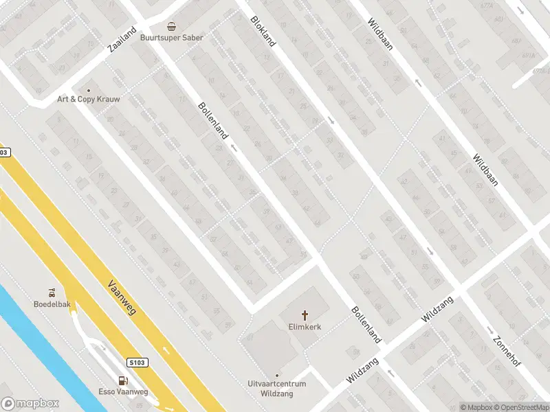 Ambulance met grote spoed naar de Bollenland in Rotterdam