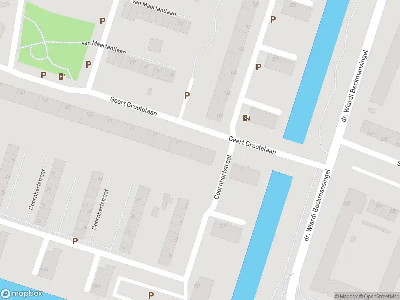 Ambulance met gepaste spoed naar de Geert Grootelaan in Vlaardingen