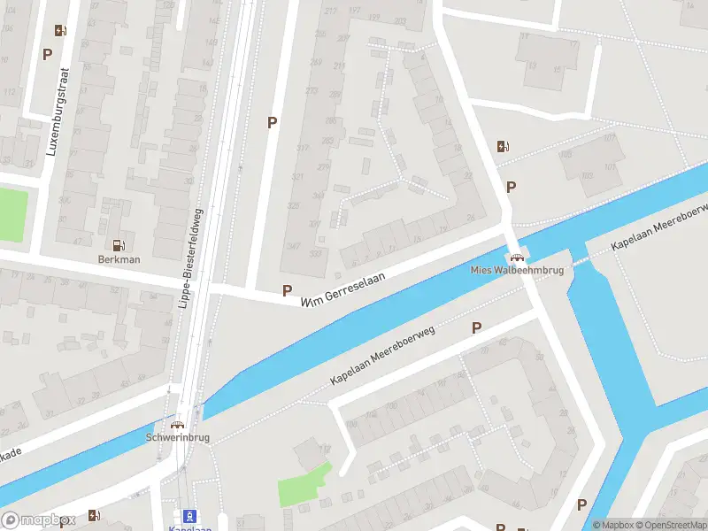 Brandweer met gepaste spoed naar de Wim Gerreselaan in 's-Gravenhage vanwege afhijsen patient