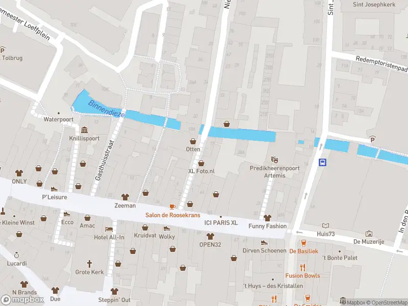 Brandweer met gepaste spoed naar de Nieuwstraat in 's-Hertogenbosch vanwege stankoverlast