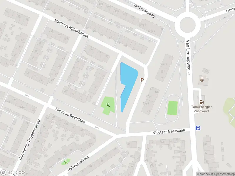 Ambulance met gepaste spoed naar de Linnaeusstraat in Zandvoort