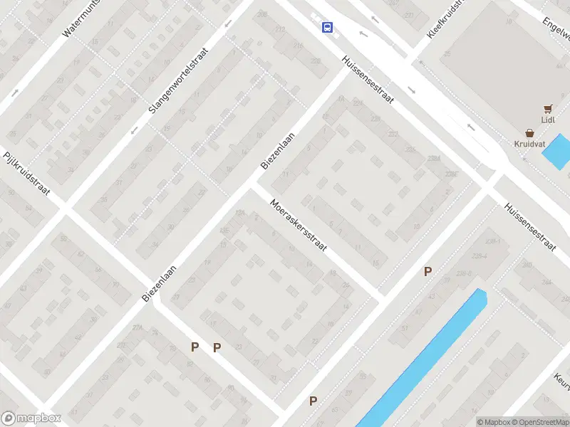 Brandweer met gepaste spoed naar de Moeraskersstraat in Arnhem vanwege stankoverlast