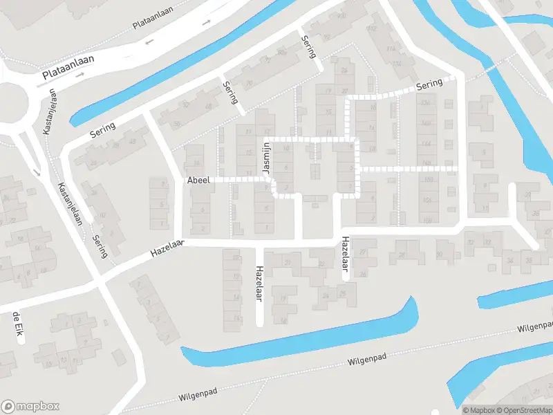 Ambulance met grote spoed naar de Jasmijn in Hellevoetsluis