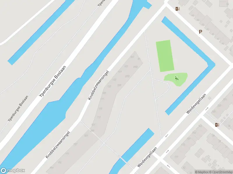 Ambulance met grote spoed naar de Knobbelzwaansingel in 's-Gravenhage