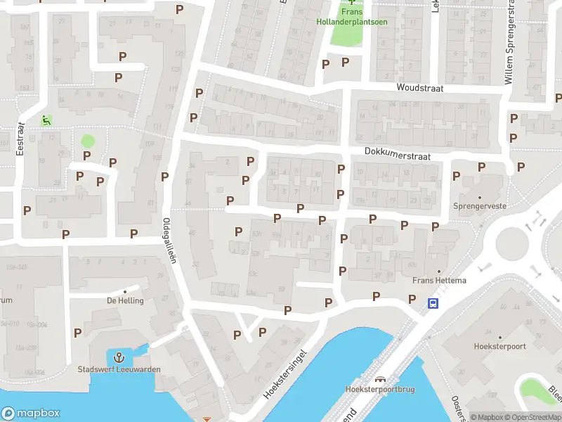 Politie met grote spoed naar de Groningerstraat in Leeuwarden vanwege ongeval met letsel