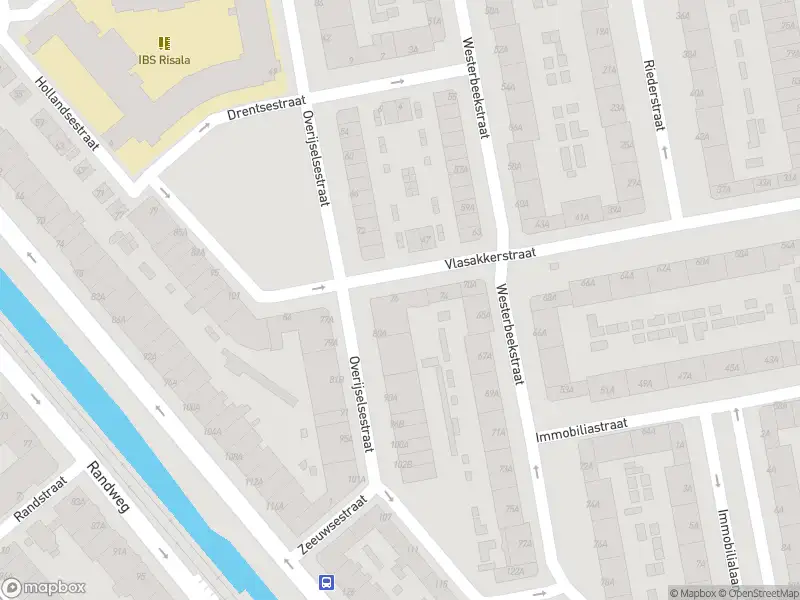 Ambulance met grote spoed naar de Vlasakkerstraat in Rotterdam