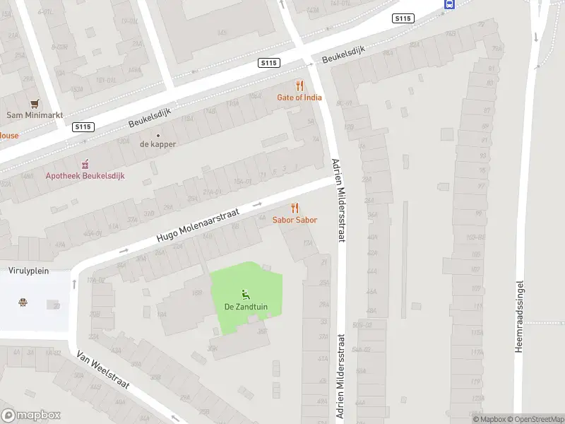 Ambulance met gepaste spoed naar de Hugo Molenaarstraat in Rotterdam