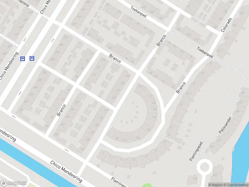 Ambulance met grote spoed naar de Branco in Dordrecht