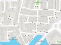 Politie met grote spoed naar de Groningerstraat in Leeuwarden vanwege ongeval met letsel