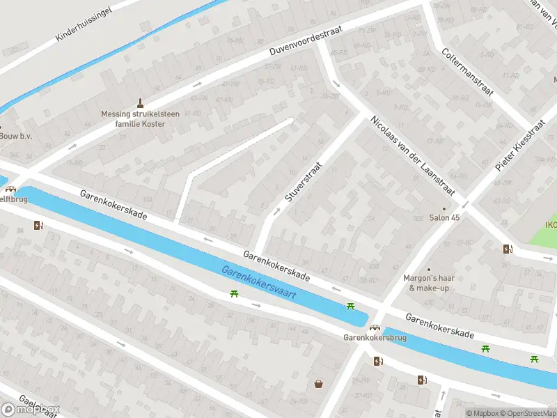 Ambulance met grote spoed naar de Stuverstraat in Haarlem