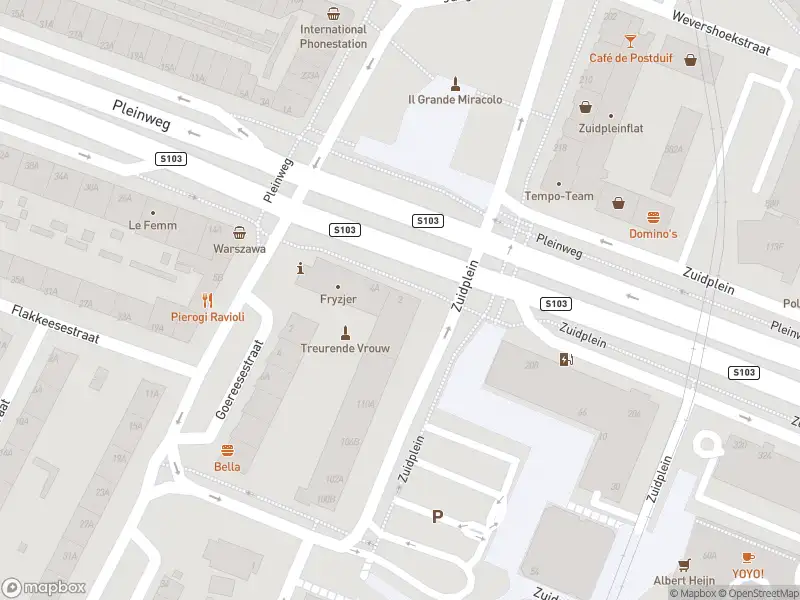 Ambulance met gepaste spoed naar de Pleinweg in Rotterdam