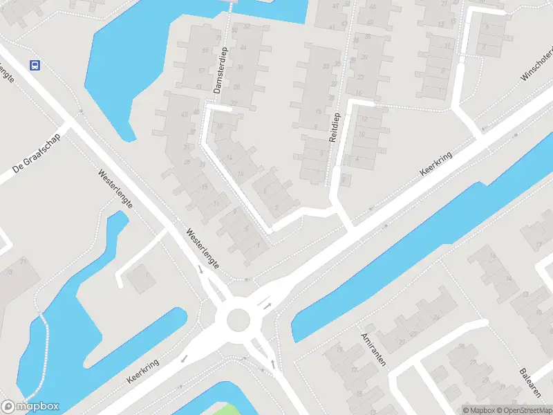 Ambulance met gepaste spoed naar de Damsterdiep in Capelle aan den IJssel