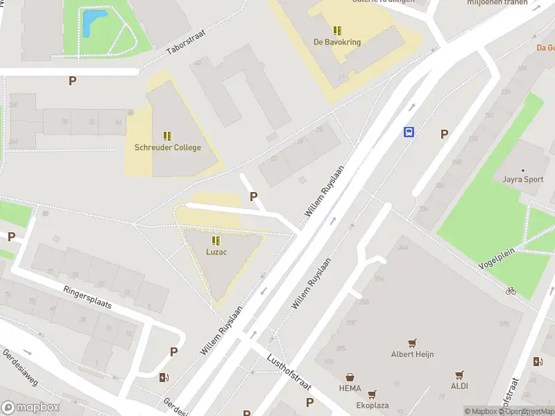 Ambulance met gepaste spoed naar de Willem Ruyslaan in Rotterdam