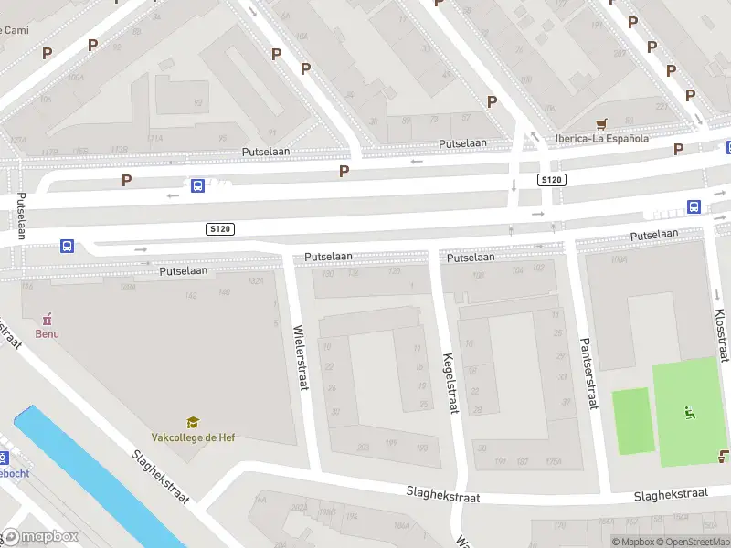 Ambulance met grote spoed naar de Putselaan in Rotterdam