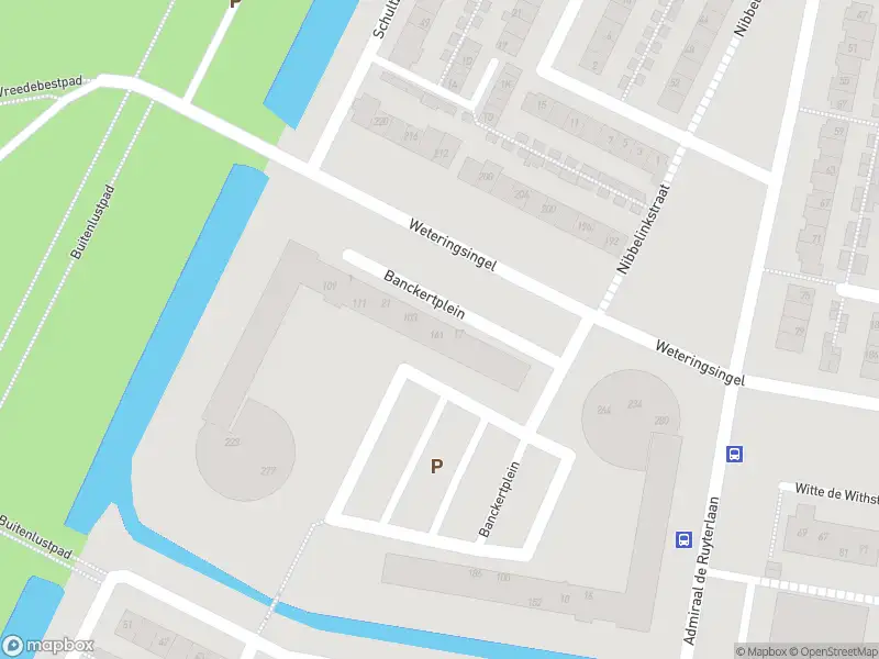 Ambulance met gepaste spoed naar de Banckertplein in Hendrik-Ido-Ambacht