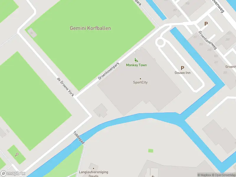 Ambulance met gepaste spoed naar de Groenhovenpark in Gouda