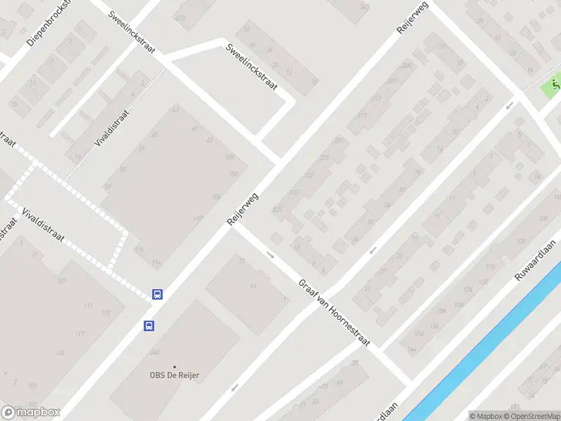 Ambulance met grote spoed naar de Reijerweg in Ridderkerk