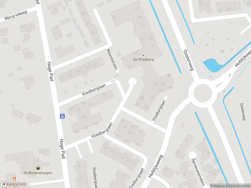 Ambulance met grote spoed naar de Vliedberglaan in Ouddorp