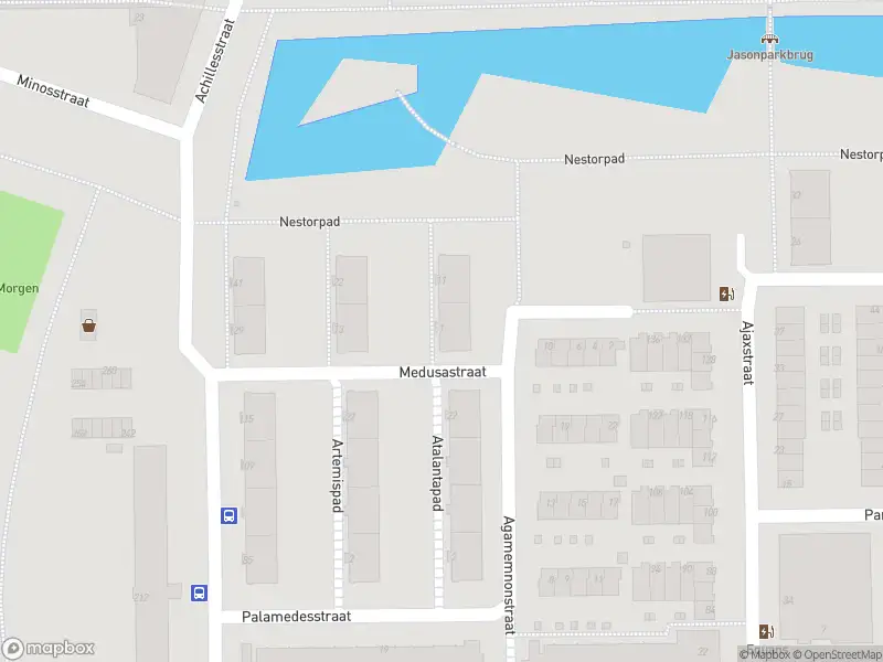 Brandweer met grote spoed naar de Medusastraat in Rotterdam vanwege reanimatie