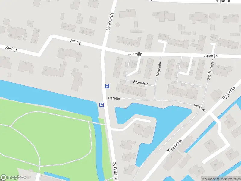 Ambulance met grote spoed naar de Perelaer in Rhoon