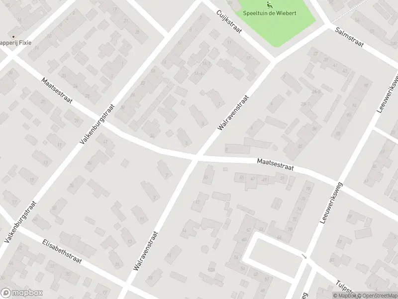 Brandweer met gepaste spoed naar de Leeuweriksweg in Uden vanwege een buitenbrand