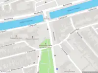 Ambulance naar de Koningsplein in Den Helder vanwege steekincident