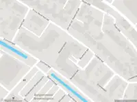 Ambulance met grote spoed naar de Emmasingel in Hendrik-Ido-Ambacht