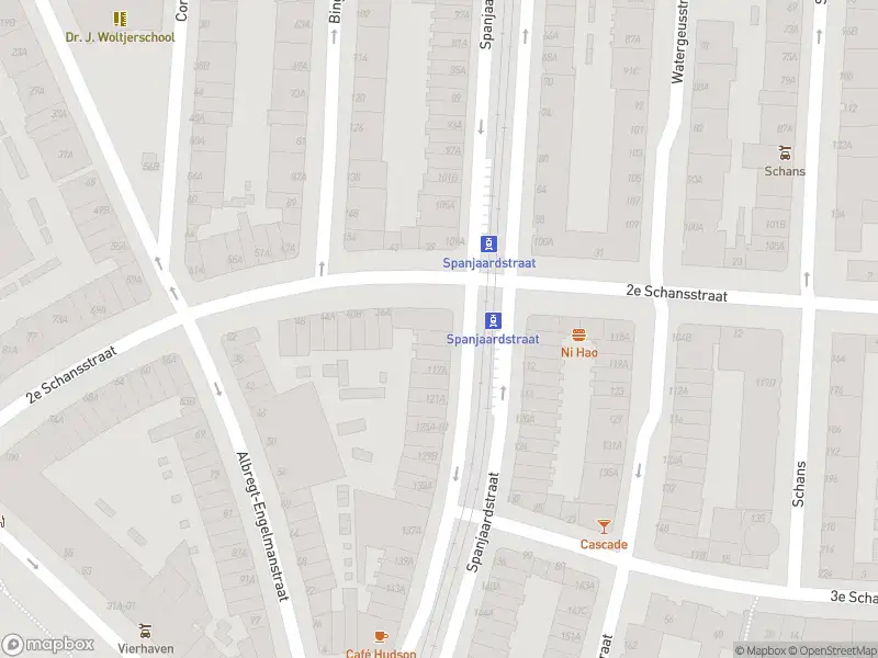 Ambulance met gepaste spoed naar de Spanjaardstraat in Rotterdam