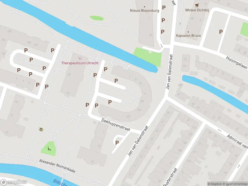 Brandweer met gepaste spoed naar de Alexander Numankade in Utrecht