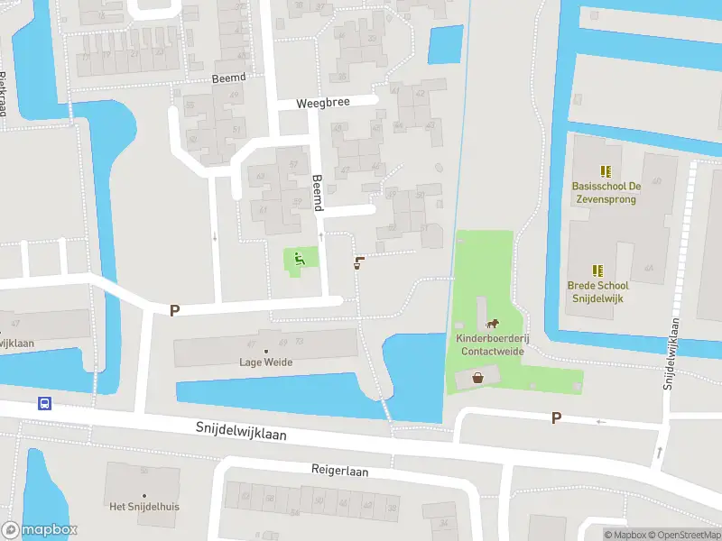 Ambulance met grote spoed naar de Snijdelwijklaan in Boskoop