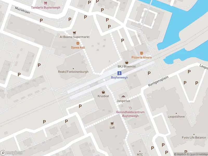 Ambulance met gepaste spoed naar de Anna Blamanhove in Zoetermeer