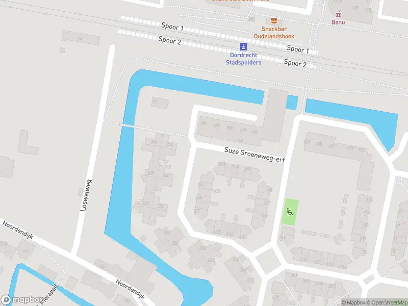 Ambulance met gepaste spoed naar de Suze Groeneweg-erf in Dordrecht