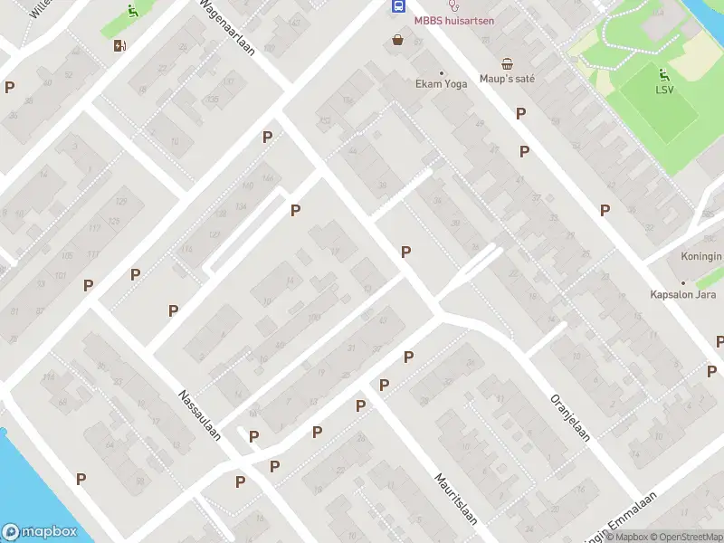 Brandweer met grote spoed naar de Neherpark in Leidschendam vanwege waarnemen gaslucht