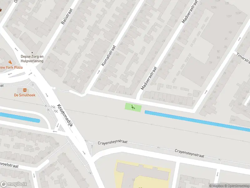 Ambulance met grote spoed naar de Ambonstraat in Dordrecht