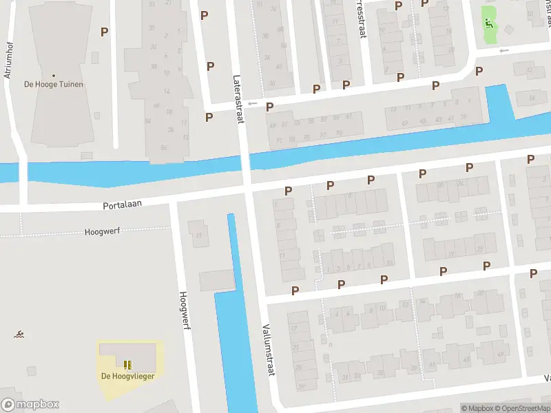 Ambulance met grote spoed naar de Vallumstraat in Naaldwijk